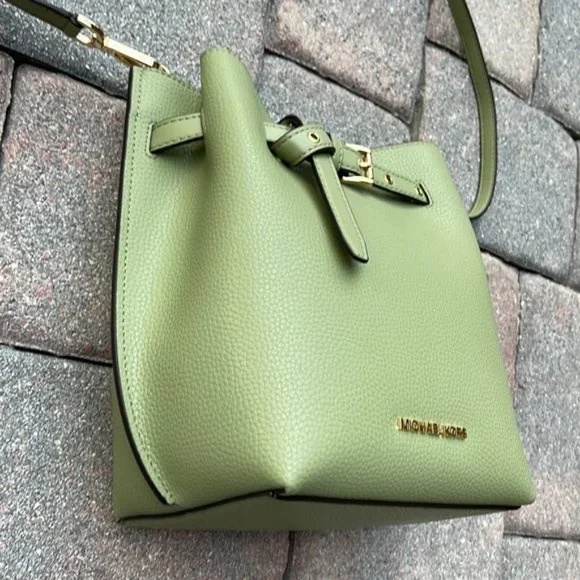 Michael Kors Emilia Small Bucket Bag Messenger Leather Light Sage - Picture 2 of 16